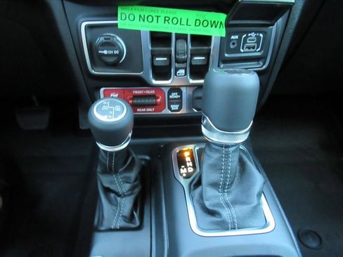 New 2026 Jeep Gladiator Rubicon AWD/4WD image 24