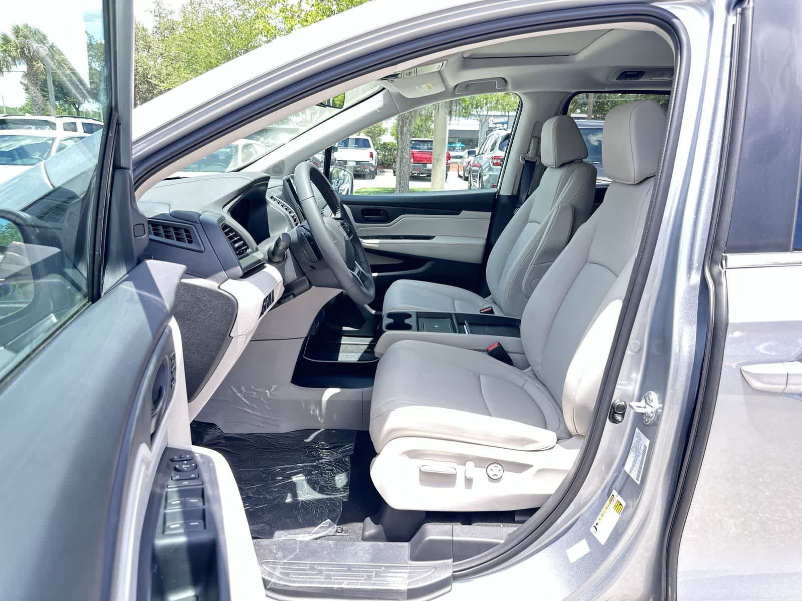 New 2026 Honda Odyssey EX-L image 2