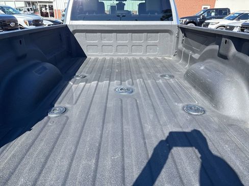 Used 2024 RAM 2500 Tradesman w/ Chrome Appearance Group image 12