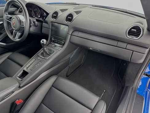 Certified 2024 Porsche 718 Cayman RWD image 25