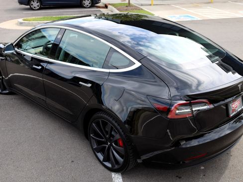 Used 2020 Tesla Model 3 Performance image 9