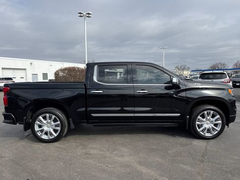 Certified 2025 Chevrolet Silverado 1500 High Country w/ High Country Premium Package AWD/4WD image 11