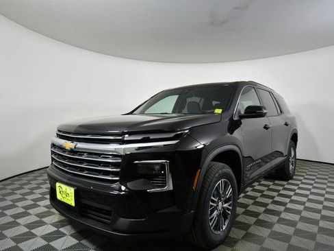 New 2026 Chevrolet Traverse LT w/ LPO, Floor Liner Package image 6