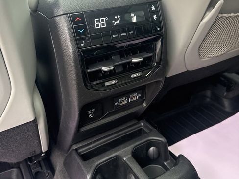 Used 2022 Jeep Grand Cherokee L Overland AWD/4WD image 22