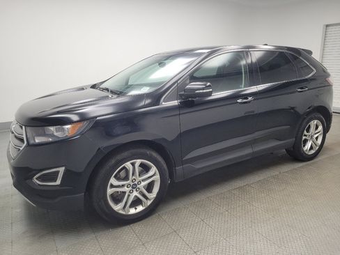 Used 2018 Ford Edge Titanium w/ Equipment Group 301A AWD/4WD image 2