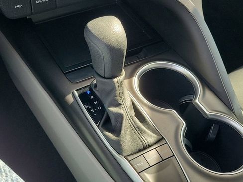 Used 2023 Toyota Camry LE image 25