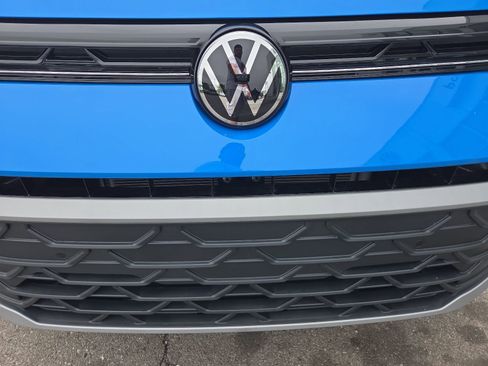 New 2026 Volkswagen Taos SE AWD/4WD image 6