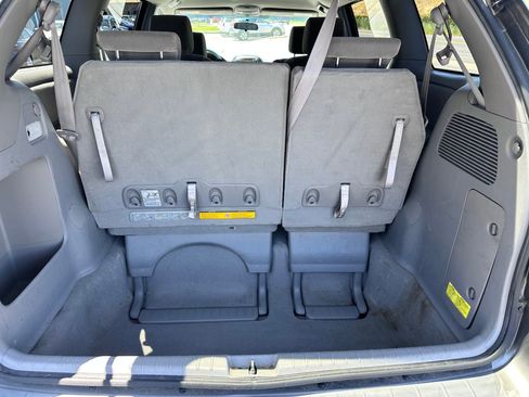 Used 2004 Toyota Sienna LE FWD image 9