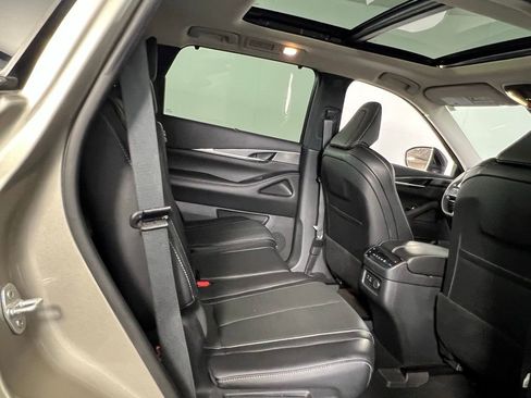 Used 2023 INFINITI QX60 Luxe w/ Cargo Package image 29