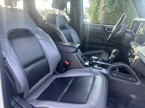 Used 2024 Ford Bronco Big Bend AWD/4WD image 14