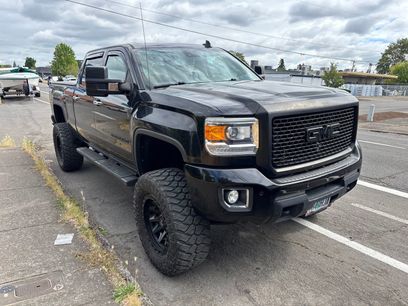 Used 2015 GMC Sierra 2500 Denali w/ Duramax Plus Package