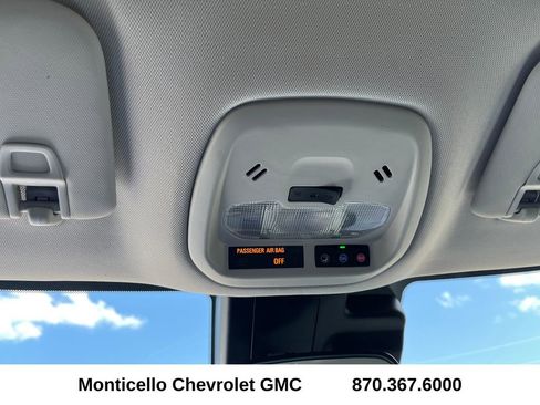 Used 2024 Chevrolet Trax LS w/ LS Convenience Package FWD image 22