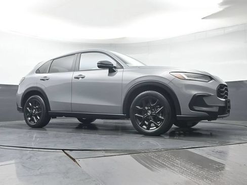 Used 2024 Honda HR-V Sport image 29