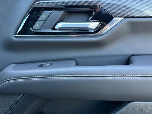 New 2026 GMC Yukon Elevation w/ Elevation Premium Package AWD/4WD image 22