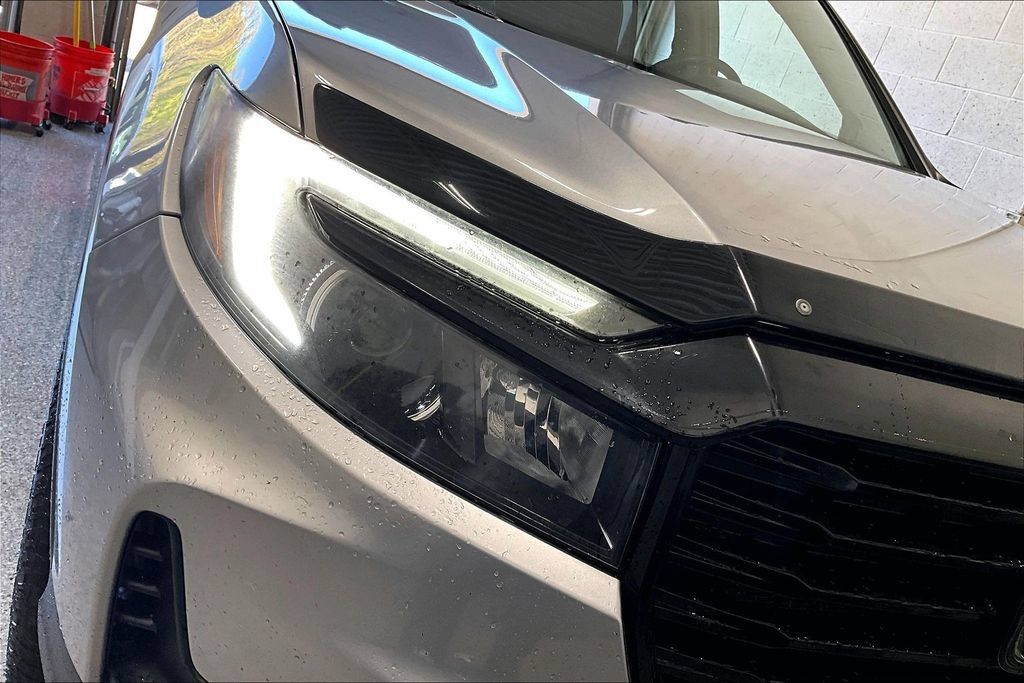 Used 2021 Honda Ridgeline RTL-E image 32