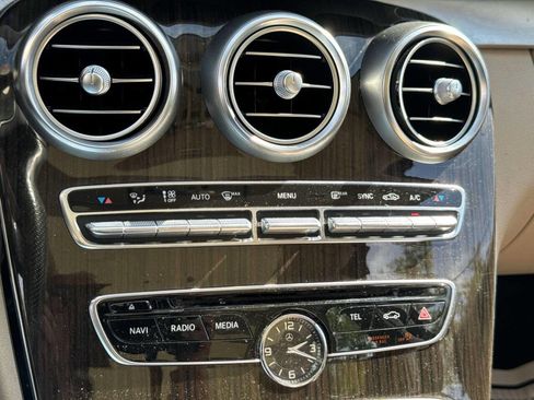 Used 2016 Mercedes-Benz C 300 Luxury w/ Premium 1 Package image 22