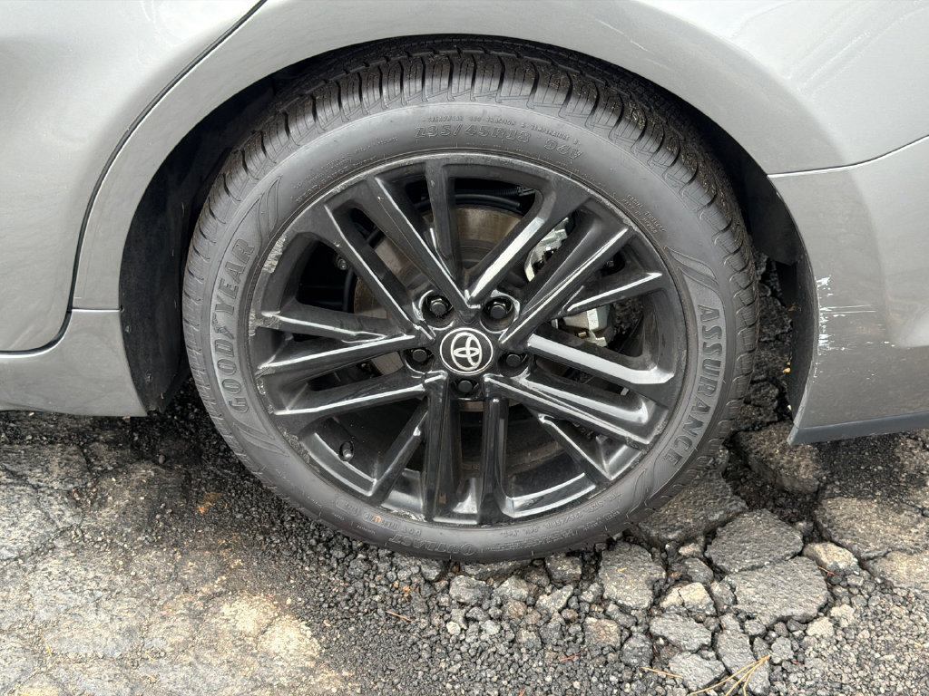 Used 2025 Toyota Camry SE FWD image 23