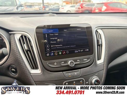 Used 2024 Chevrolet Malibu LT image 17