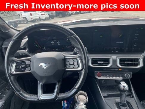 Used 2024 Ford Mustang Premium image 8