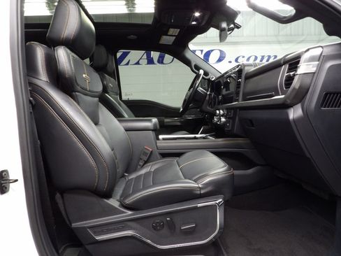 Used 2024 Ford F450 Platinum AWD/4WD image 36