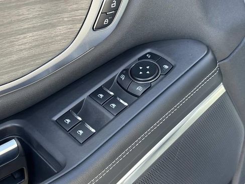 Certified 2025 Ford Expedition Max Platinum image 26