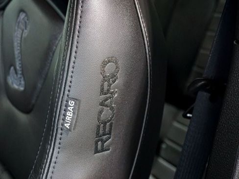 Used 2005 Ford Mustang GT RWD image 64