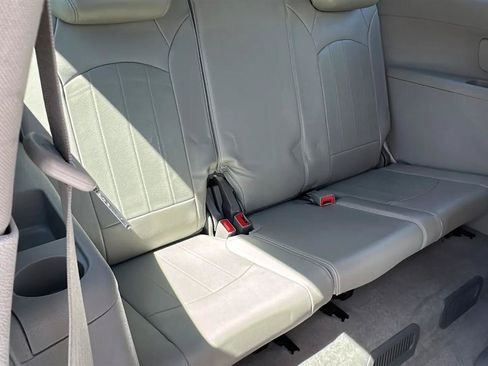 Used 2013 Buick Enclave Leather FWD image 30