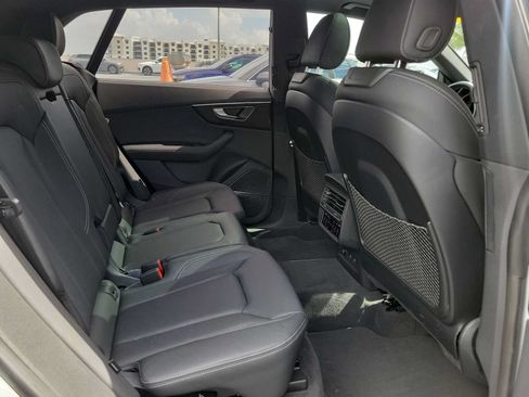 Certified 2025 Audi Q8 Prestige w/ Prestige Package AWD/4WD image 20