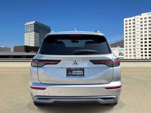 New 2025 Mitsubishi Outlander SEL image 4