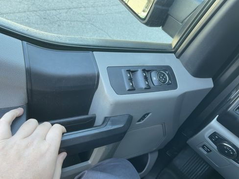 Used 2020 Ford F150 XL w/ Equipment Group 101A Mid image 14