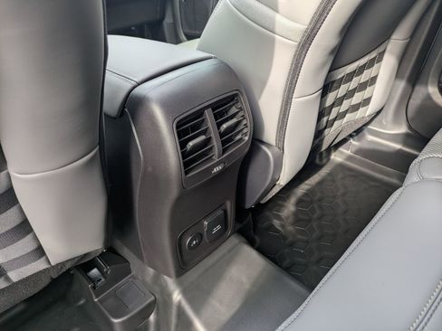 New 2025 Ford Bronco Sport Badlands w/ Badlands Tech Package AWD/4WD image 30