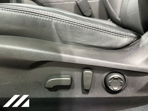 Used 2025 Subaru Outback Limited image 22