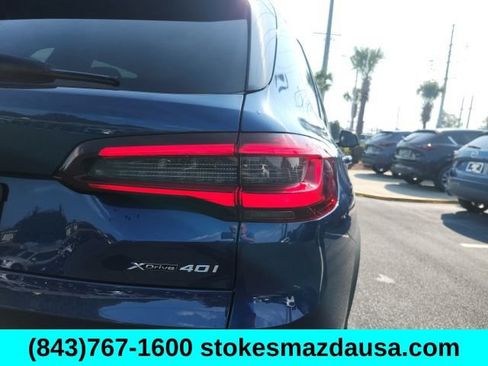 Used 2022 BMW X5 xDrive40i w/ Premium Package AWD/4WD image 28