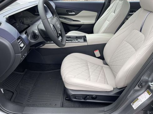 New 2026 Nissan Sentra SL w/ Floor Mat Package FWD image 18