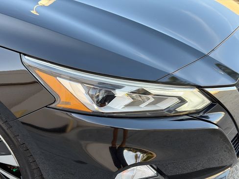 Used 2020 Nissan Altima 2.5 SR w/ Premium Package image 32