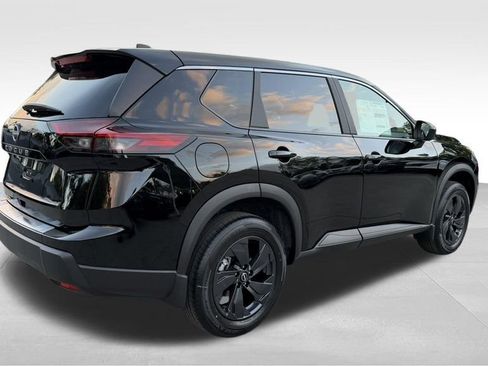 New 2026 Nissan Rogue SV FWD image 8