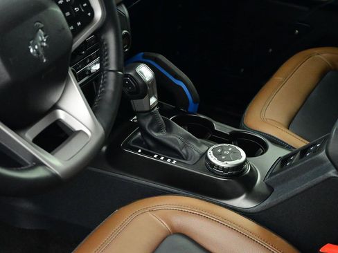 Used 2023 Ford Bronco Outer Banks image 18