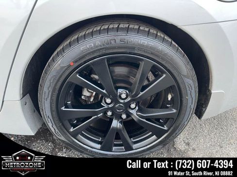 Used 2017 Nissan Maxima 3.5 SL FWD image 31