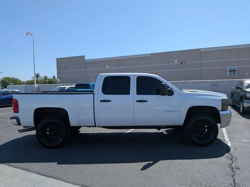Used 2008 Chevrolet Silverado 2500 W/T AWD/4WD image 4