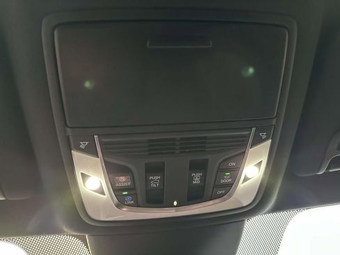 Used 2023 Acura MDX A-Spec image 36