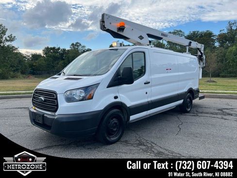 Used 2018 Ford Transit 350 148 Low Roof image 12