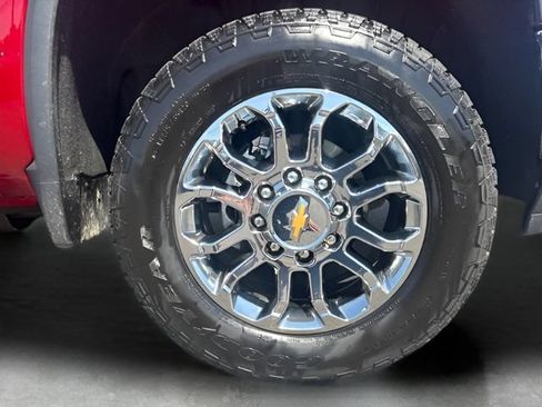 Used 2026 Chevrolet Silverado 2500 LTZ w/ LTZ Convenience Package AWD/4WD image 33