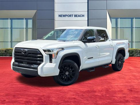 Used 2024 Toyota Tundra Limited AWD/4WD image 1