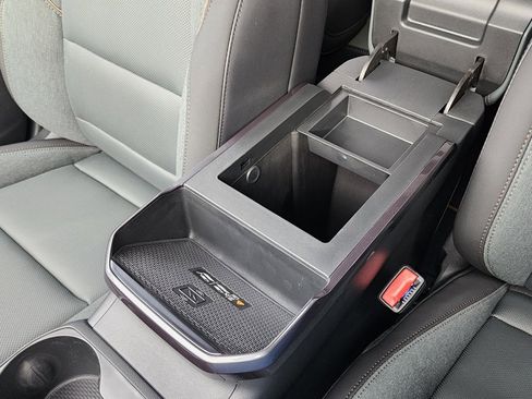 New 2026 GMC Terrain AT4 w/ Convenience Package III image 34