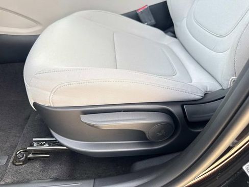 New 2026 Hyundai Tucson SE FWD image 17