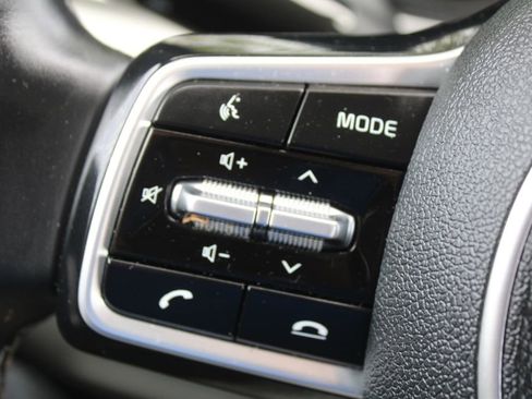 Certified 2021 Kia Sorento S image 27