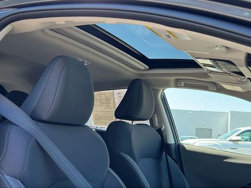 Certified 2025 Subaru Crosstrek 2.0i Premium image 10