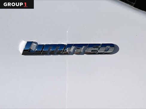 Used 2023 Toyota Tundra Limited image 9