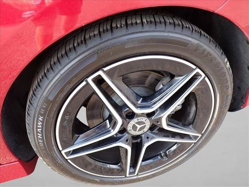 Used 2021 Mercedes-Benz CLA 250 4MATIC image 5