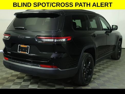 Used 2023 Jeep Grand Cherokee L Laredo AWD/4WD image 10